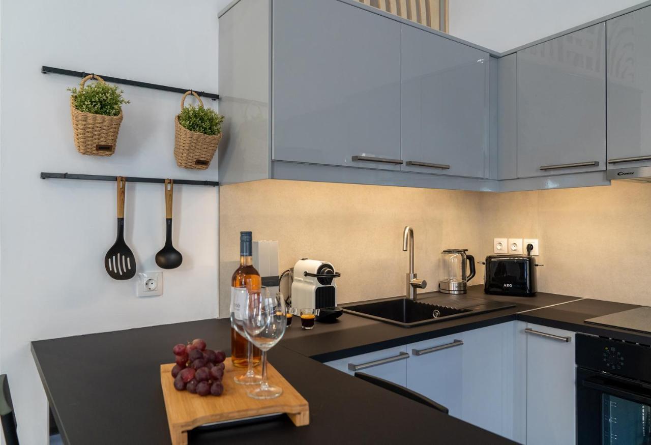 Central Suites Aegina 2 Eksteriør bilde