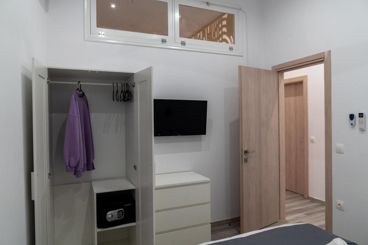Central Suites Aegina 2 Eksteriør bilde