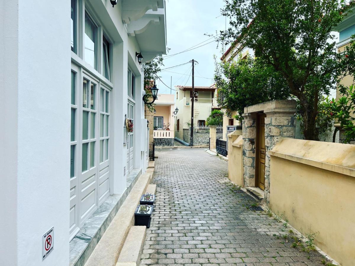 Central Suites Aegina 2 Eksteriør bilde